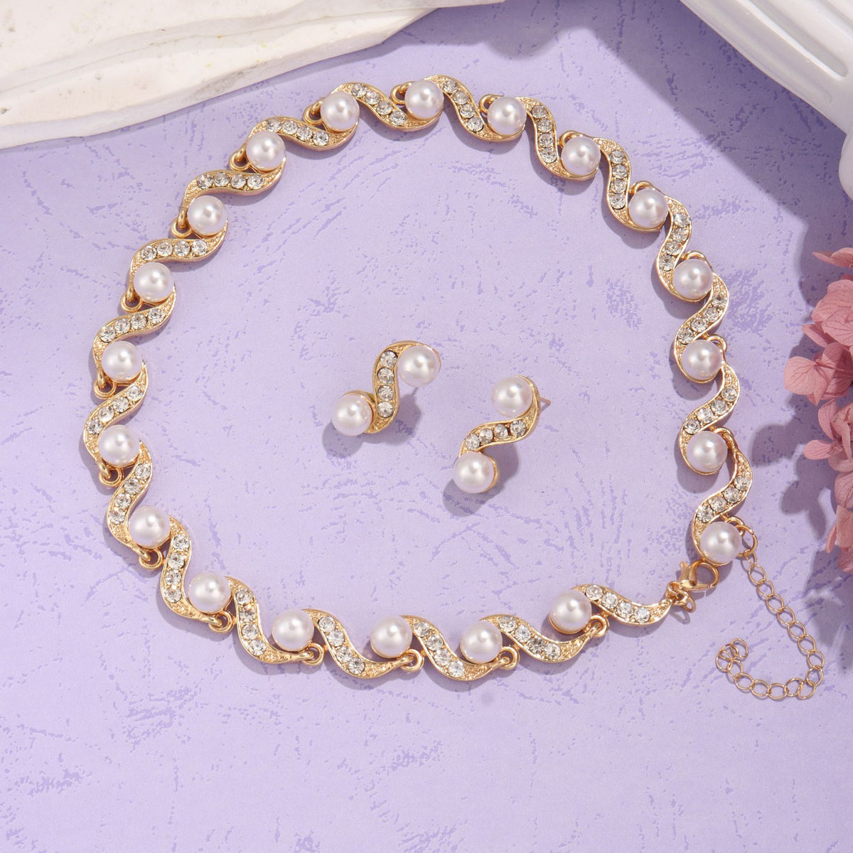 S-Curve Pearl Clavicle Necklace & Earrings Set