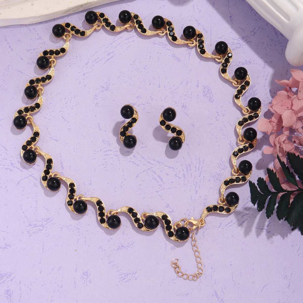 S-Curve Pearl Clavicle Necklace & Earrings Set