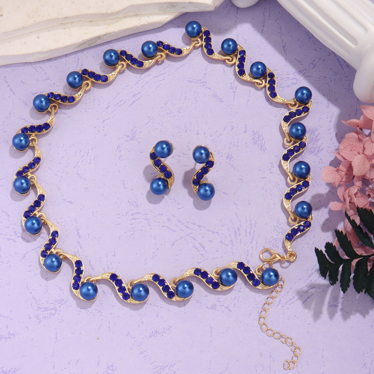 S-Curve Pearl Clavicle Necklace & Earrings Set